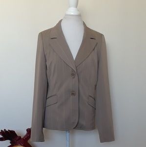 Business suit with pants